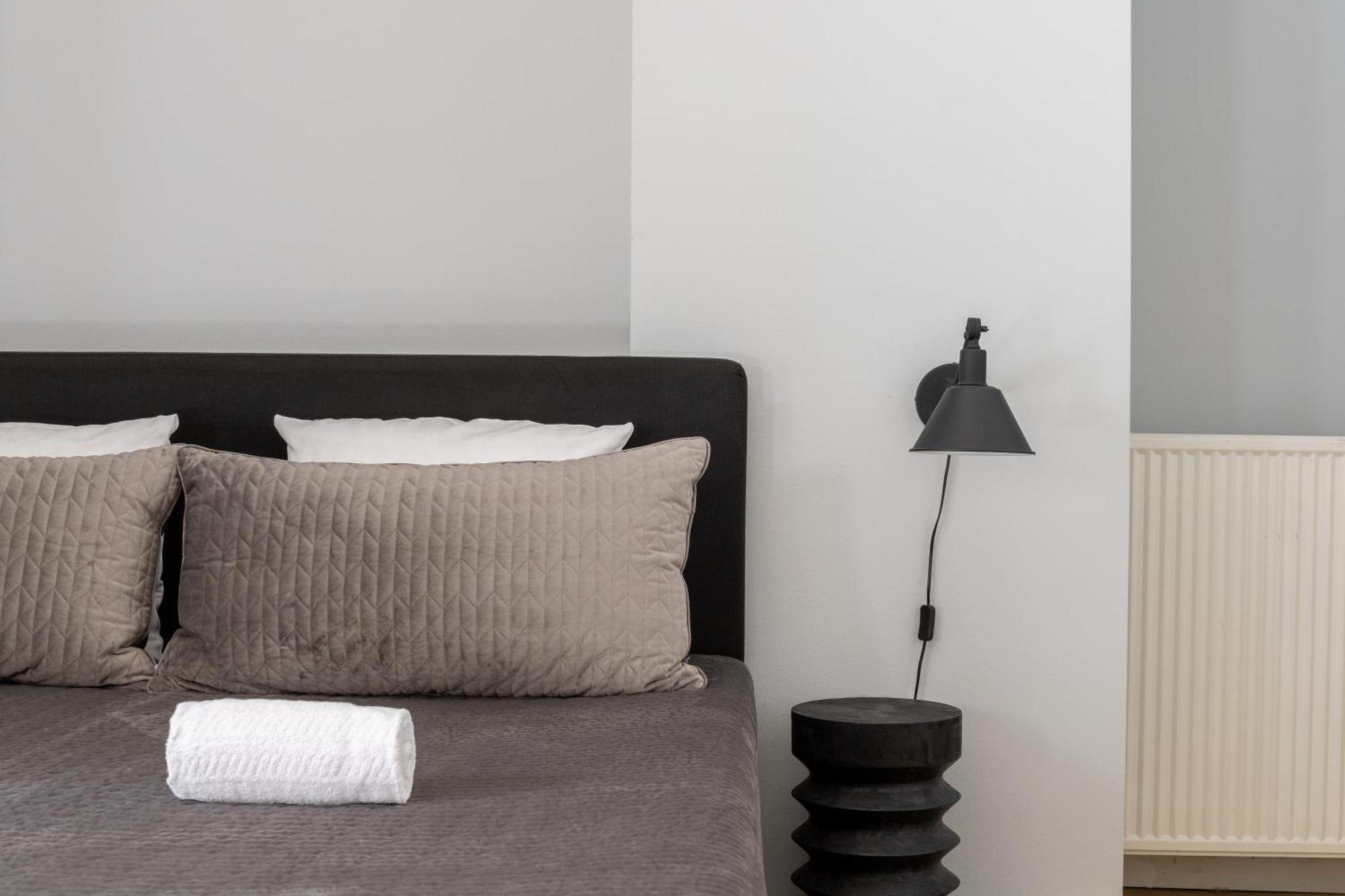 Unique 3 Bedroom Apartment In Vibrant Frederiksberg Copenhague Exterior foto